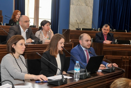 პარლამენტში ჰაერის დაბინძურების შემცირების ღონისძიებების ეფექტიანობის აუდიტის ანგარიში განიხილეს