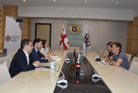 IRI-ს ახალმა ხელმძღვანელმა სახელმწიფო აუდიტის სამსახურში შეხვედრა გამართა